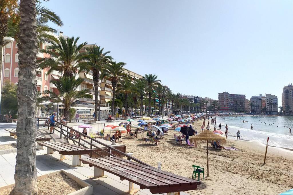 Estudio Comodo En Torrevieja Eksteriør billede