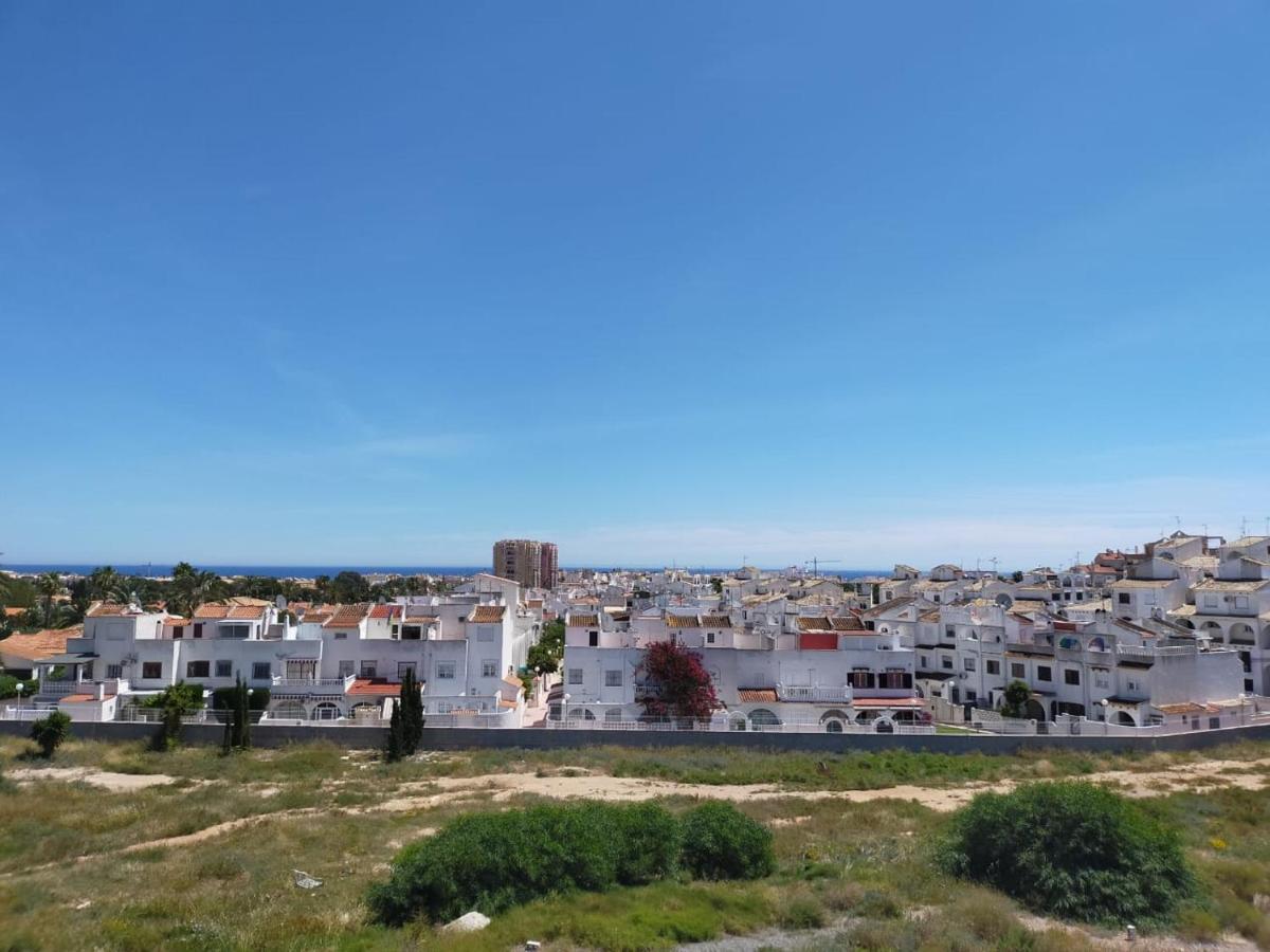 Estudio Comodo En Torrevieja Eksteriør billede