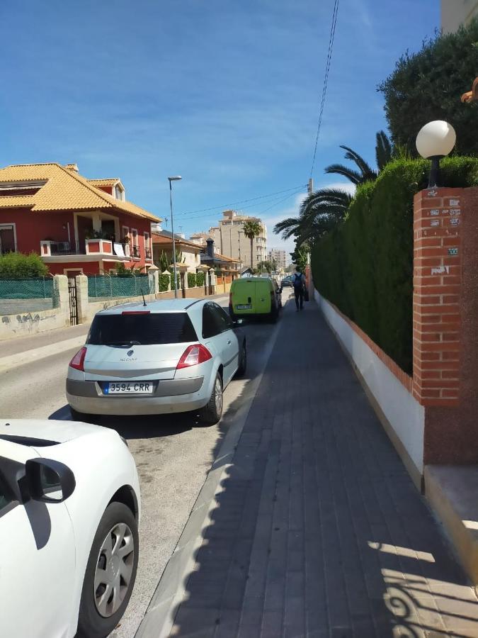 Estudio Comodo En Torrevieja Eksteriør billede